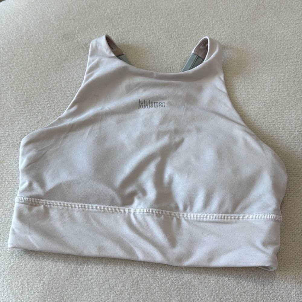 lululemon white high neck w contrasting straps Sports Bra Sz 6
